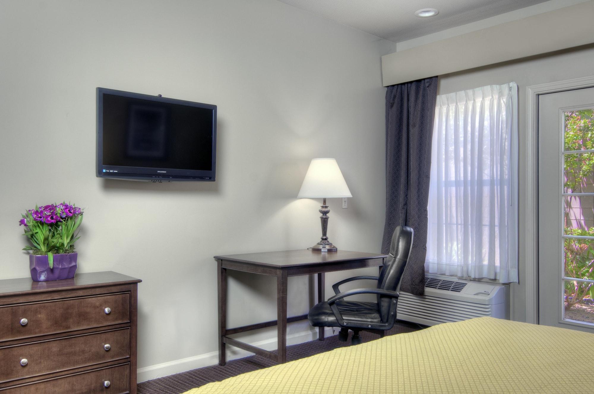 University Park Inn & Suites Davis Εξωτερικό φωτογραφία